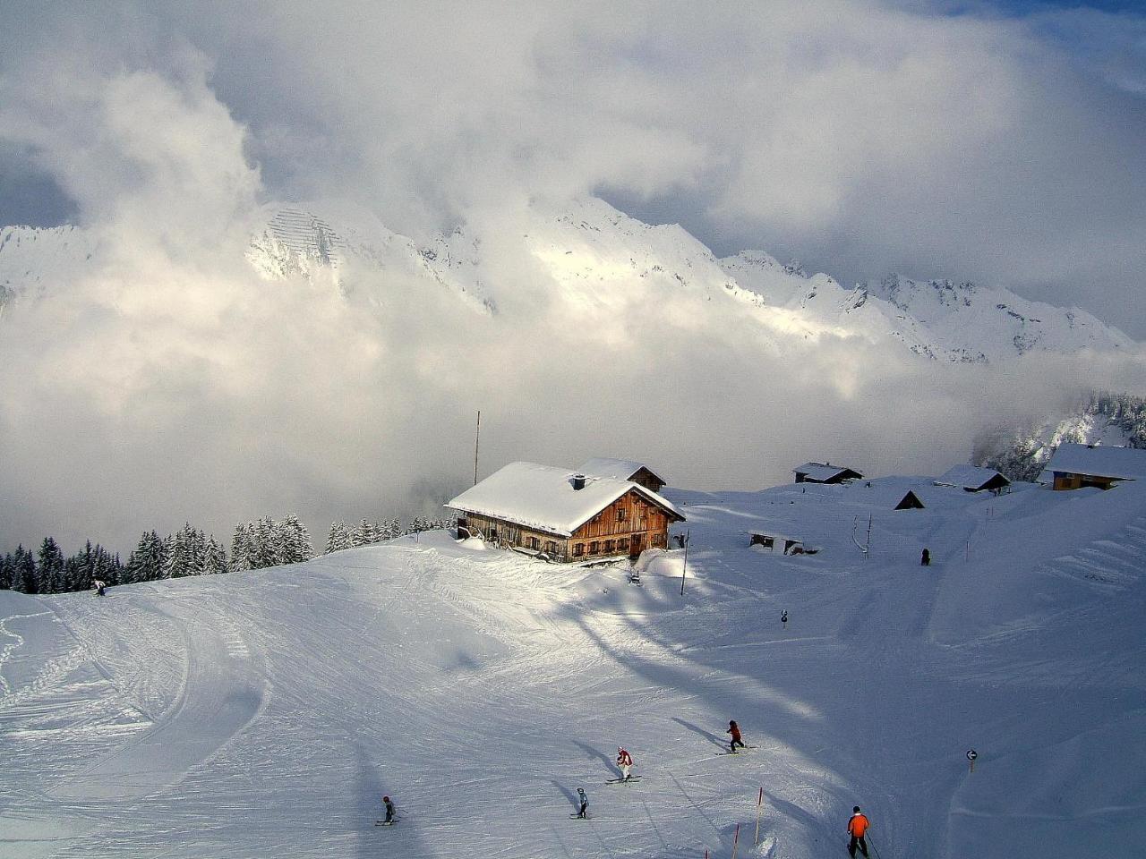 Hotel Gasthof Kreuz Sonntag Esterno foto