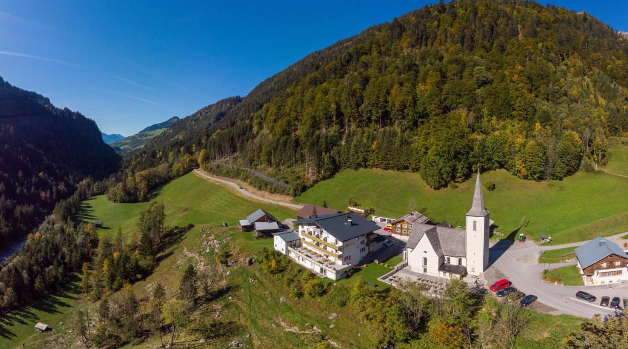 Hotel Gasthof Kreuz Sonntag Esterno foto